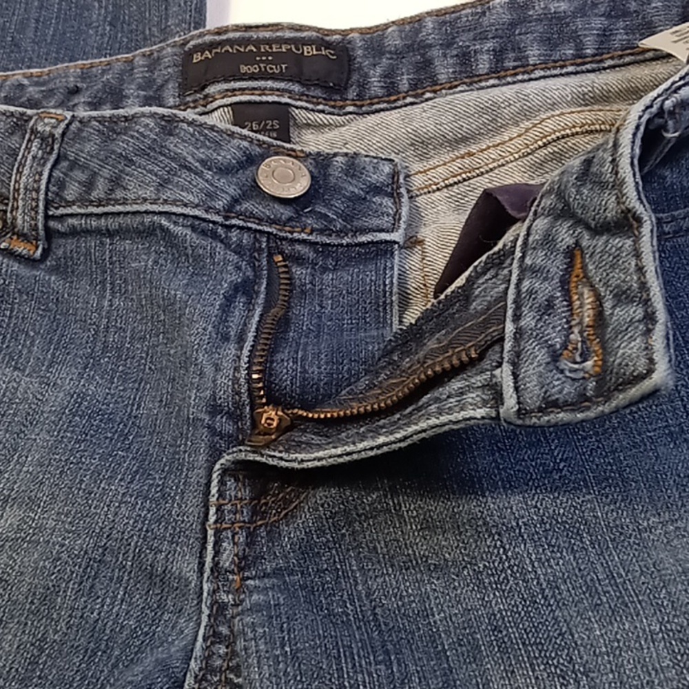 Banana Republic Low-Rise Bootcut Blue Jeans Size 26/2S - Picture 14 of 16
